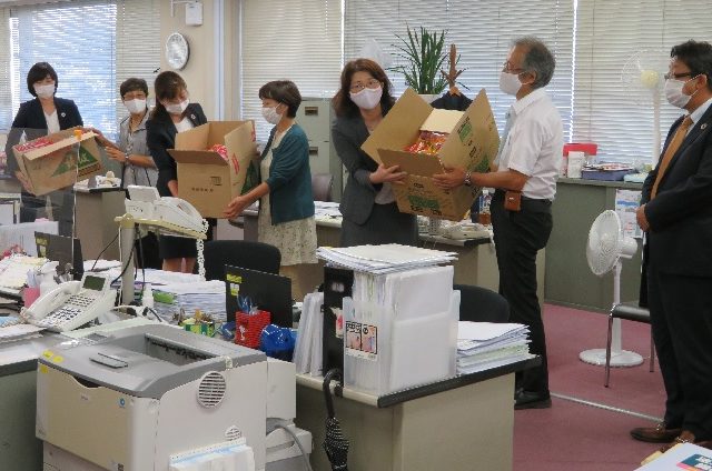 日本生命小山支社様　子ども達へ食糧支援を