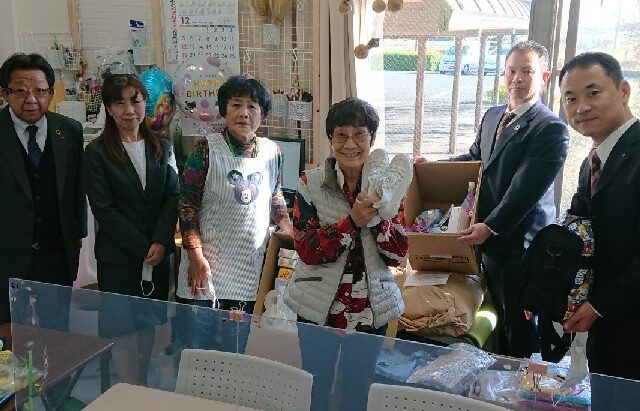 日本生命小山支社様より各施設へ物資を支援していただきました。