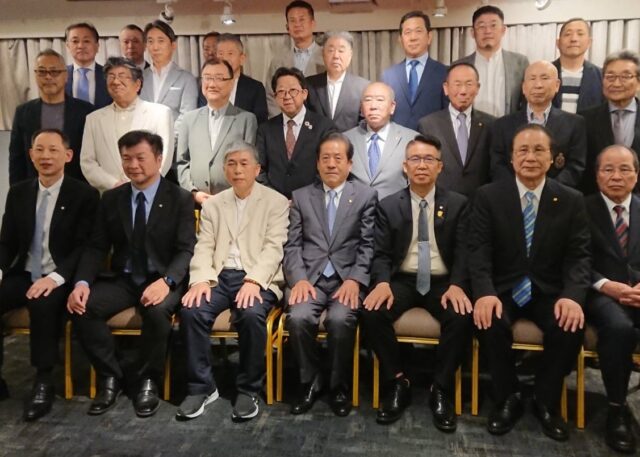 台湾台北市でJU大阪様(財籐和喜男理事長)と中華民国中古自動車公会全国連合会(劉錦村理事長)と台湾省中古車自動車公会連合会(侯昌元理事長)の交流会をアレンジしました。